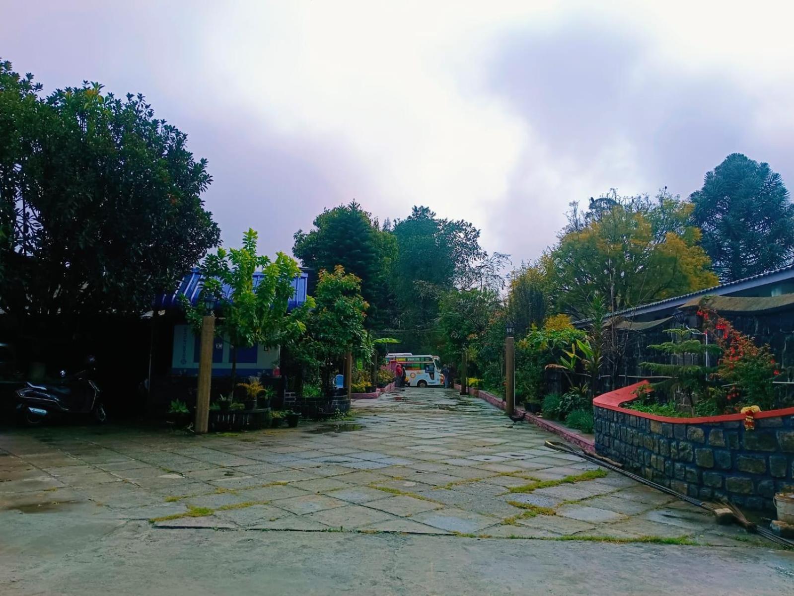 Vetrivel International By Brown Tree Resorts Kodaikanal Eksteriør bilde
