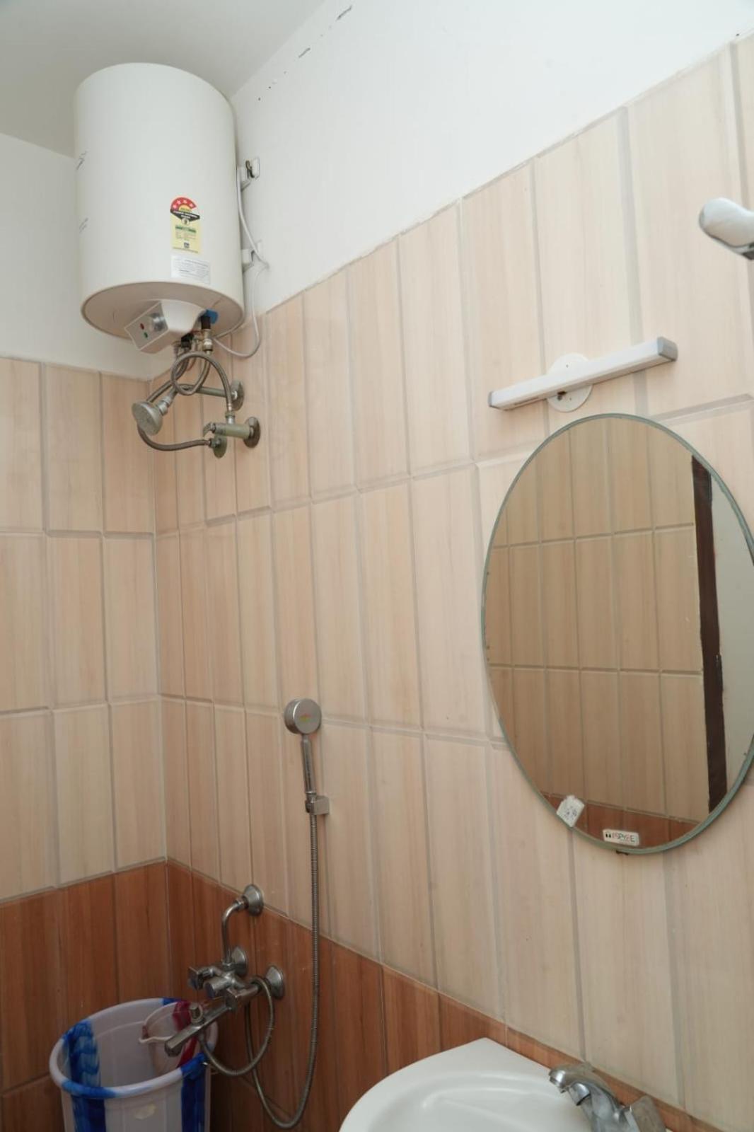 Vetrivel International By Brown Tree Resorts Kodaikanal Eksteriør bilde